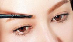 眉毛种植后会留下疤痕吗