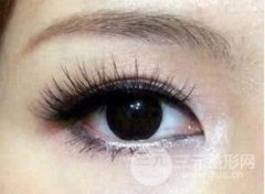 睫毛种植后如何护理？